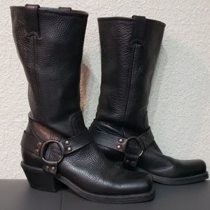 Biker boots
